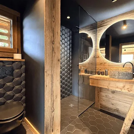 Large With Private Pool And Nordic Bath
