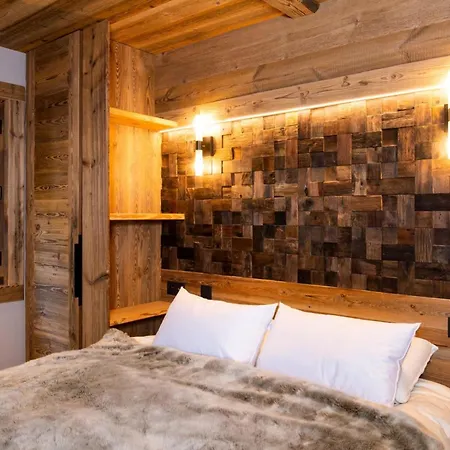 Large With Private Pool And Nordic Bath