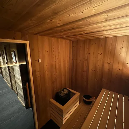 Large With Private Pool And Nordic Bath Chalet